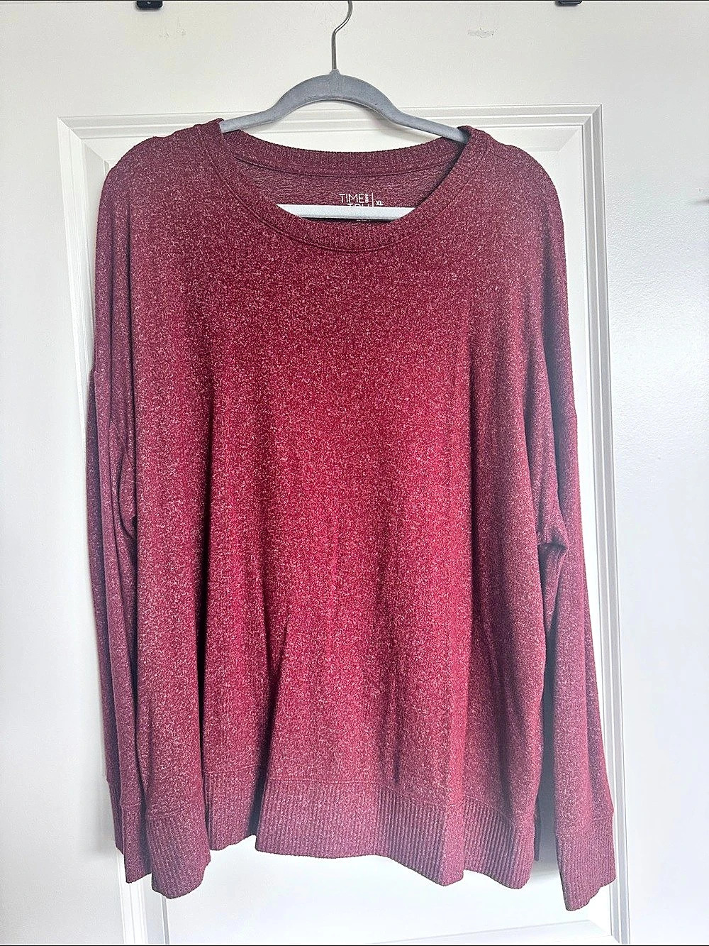 Time and Tru Women's Crewneck Sweater Burgundy XL